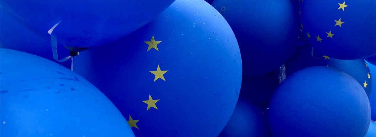 palloncini con bandiera europa