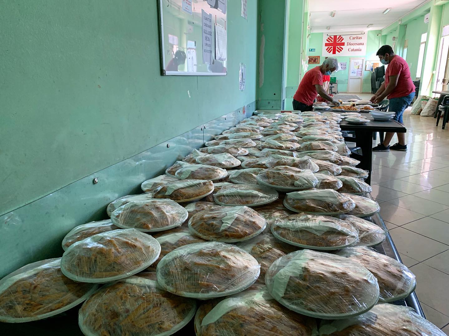 volontari caritas ct