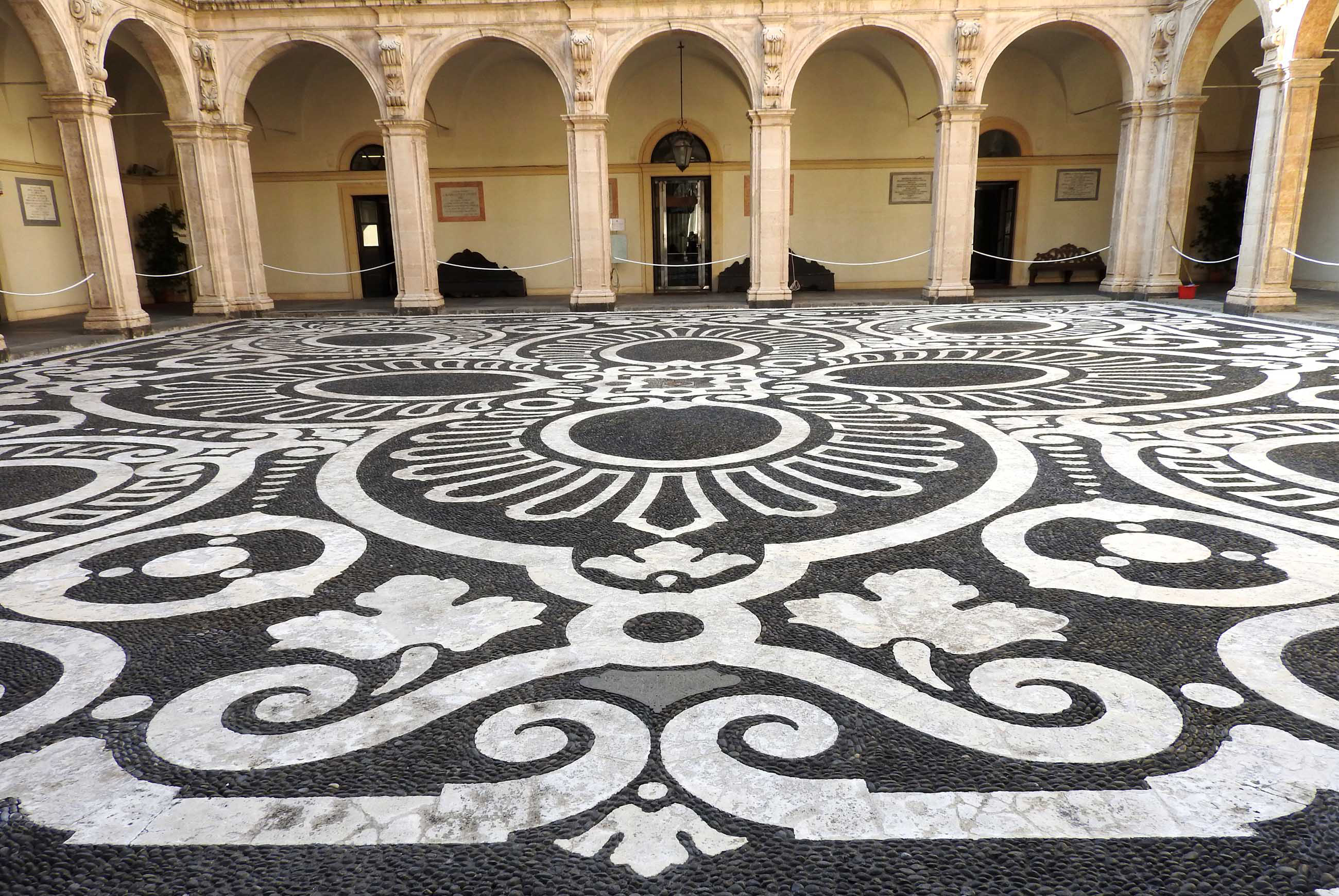 Cortile interno del Palazzo Centrale