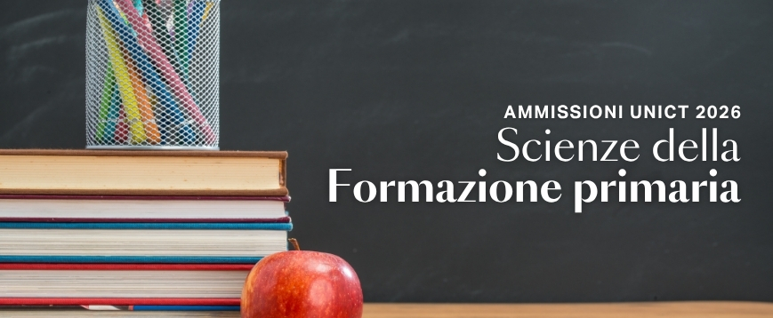 scrivania con lavagna