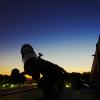 telescopio che osserva il cielo
