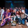 podio famelab con partecipanti